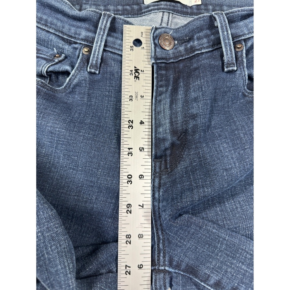 Levi's 505 Straight Leg Denim Jeans Womens Sz 27x29 Dark Wash Classic Mid Rise - Picture 4 of 10